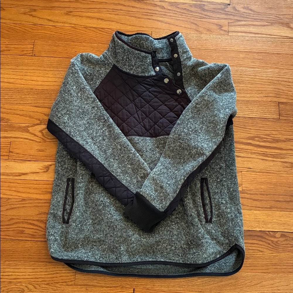 Abercrombie & Fitch Asymmetrical Snap-Up Fleece